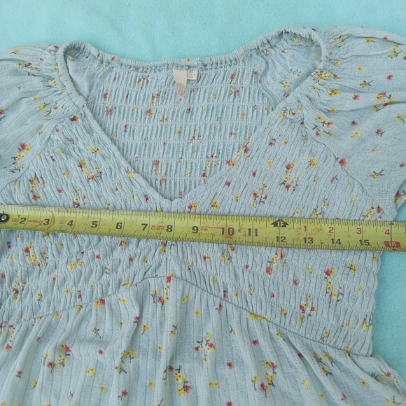 Mint Green Babydoll Floral Top Evolutionary Apparel Puff Sleeve V-Neck Size M - Picture 5 of 9